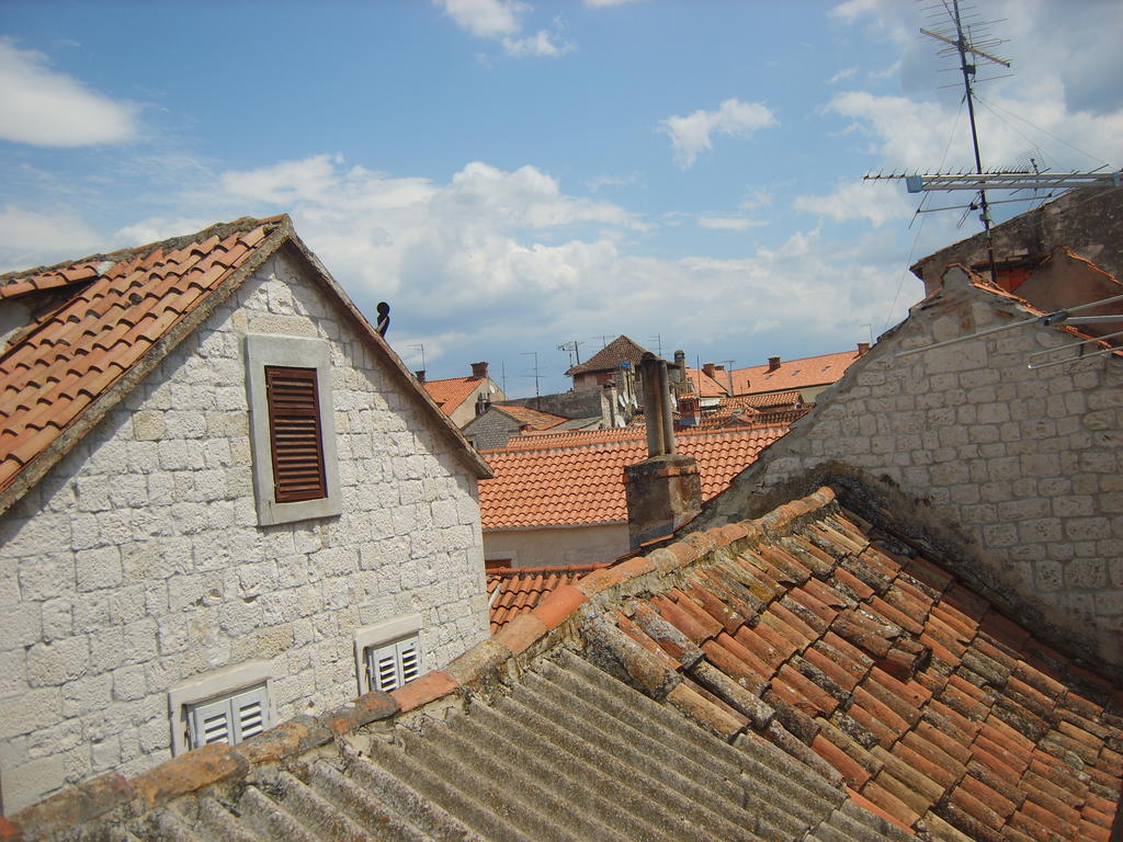 Rooms Roso Trogir Exterior foto