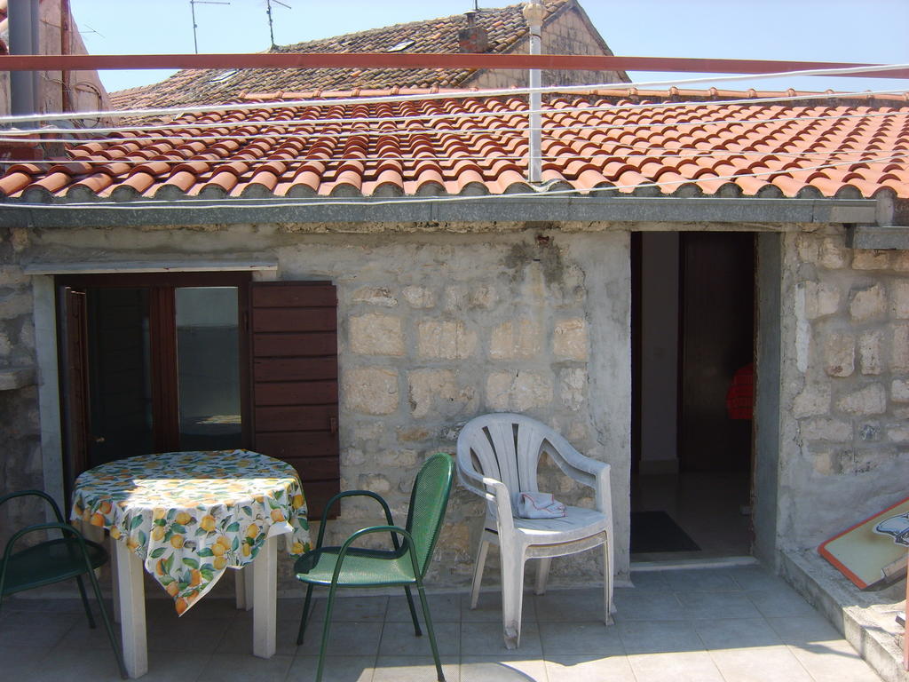 Rooms Roso Trogir Exterior foto