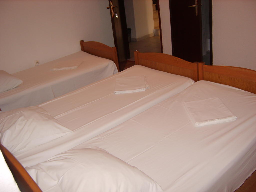 Rooms Roso Trogir Quarto foto