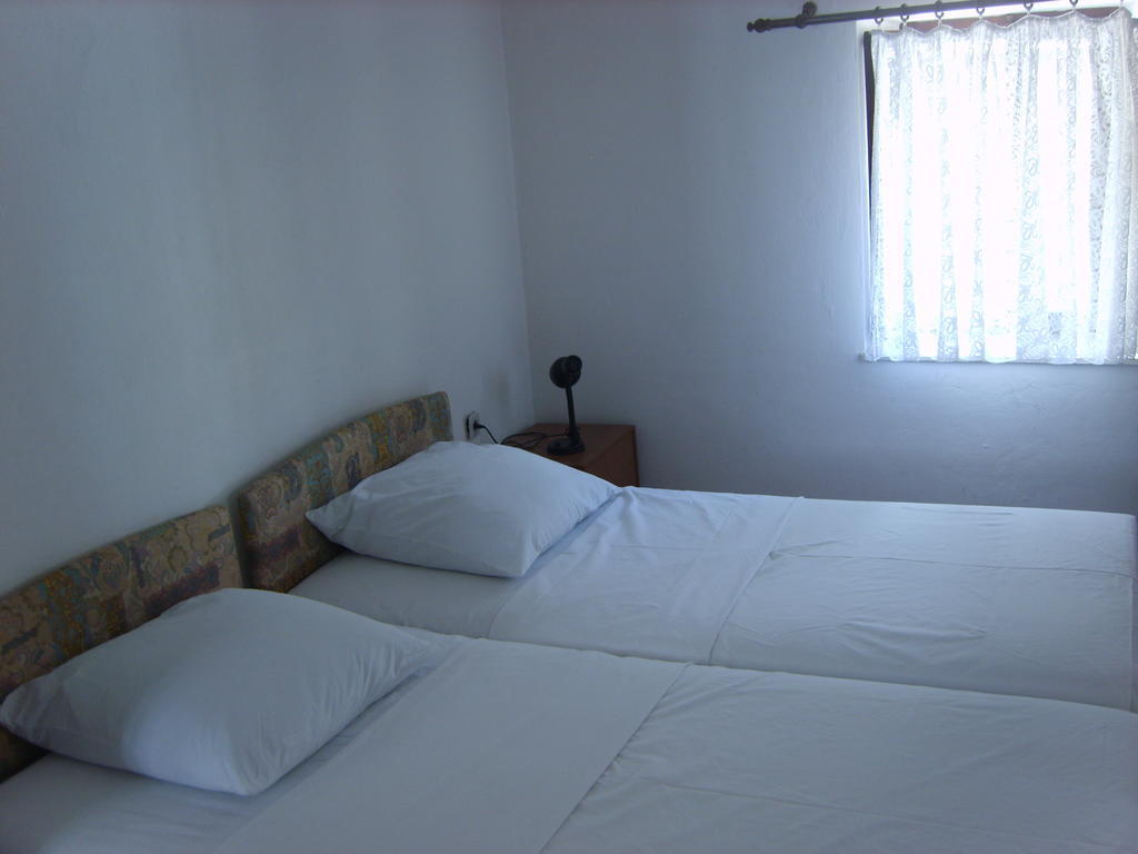 Rooms Roso Trogir Quarto foto